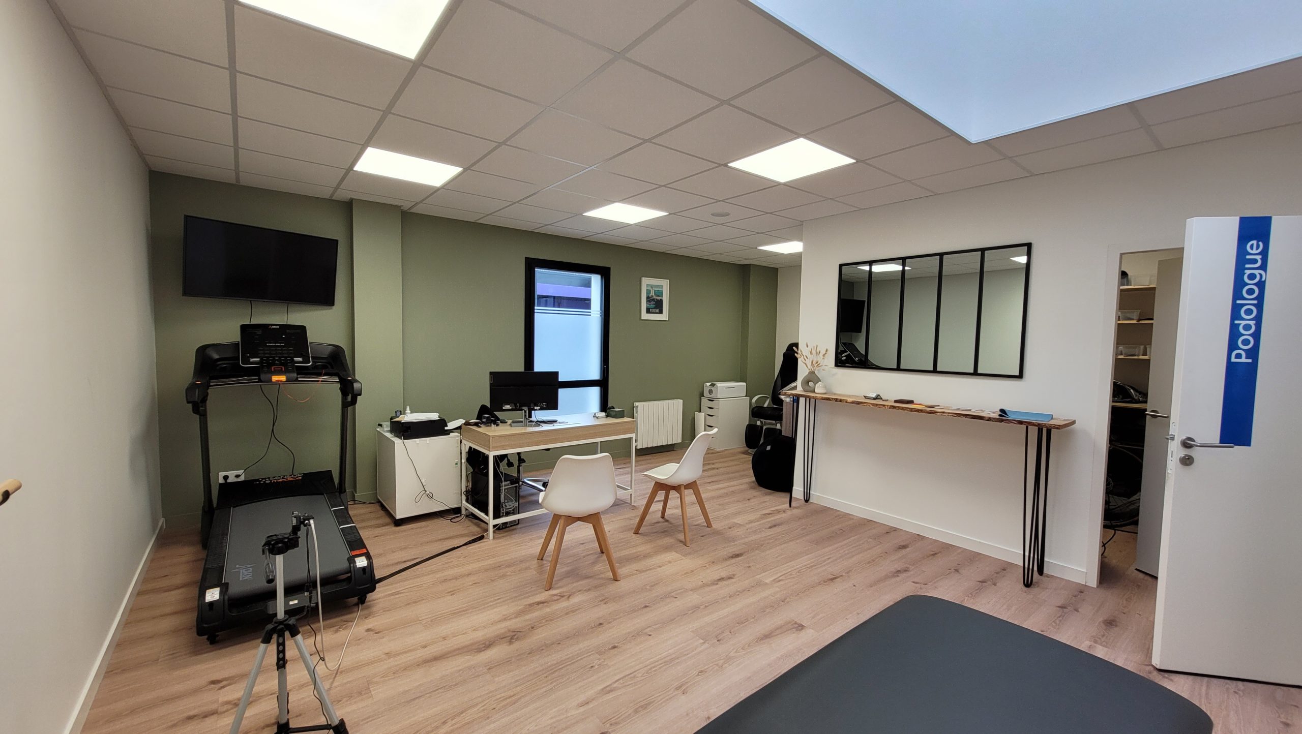 Plafond suspendu © SOPLAC EUPHONIE